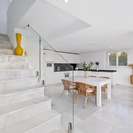 La Bonita Villa