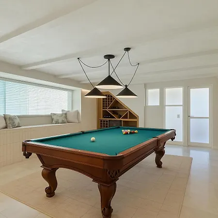La Bonita Villa *